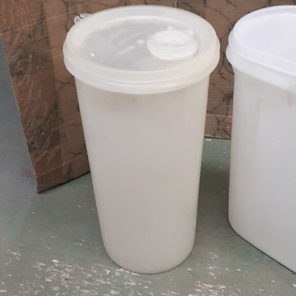 3 pc Tupperware containers - Picture 4 of 4